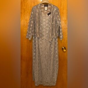 2 piece Mother of the Bride Dress - Woman’s Alex Evenings